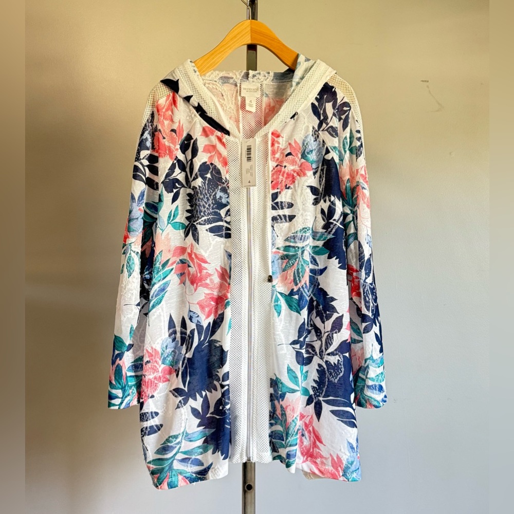 Chico’s..WHIMSICAL GARDEN FRAYED JACKET